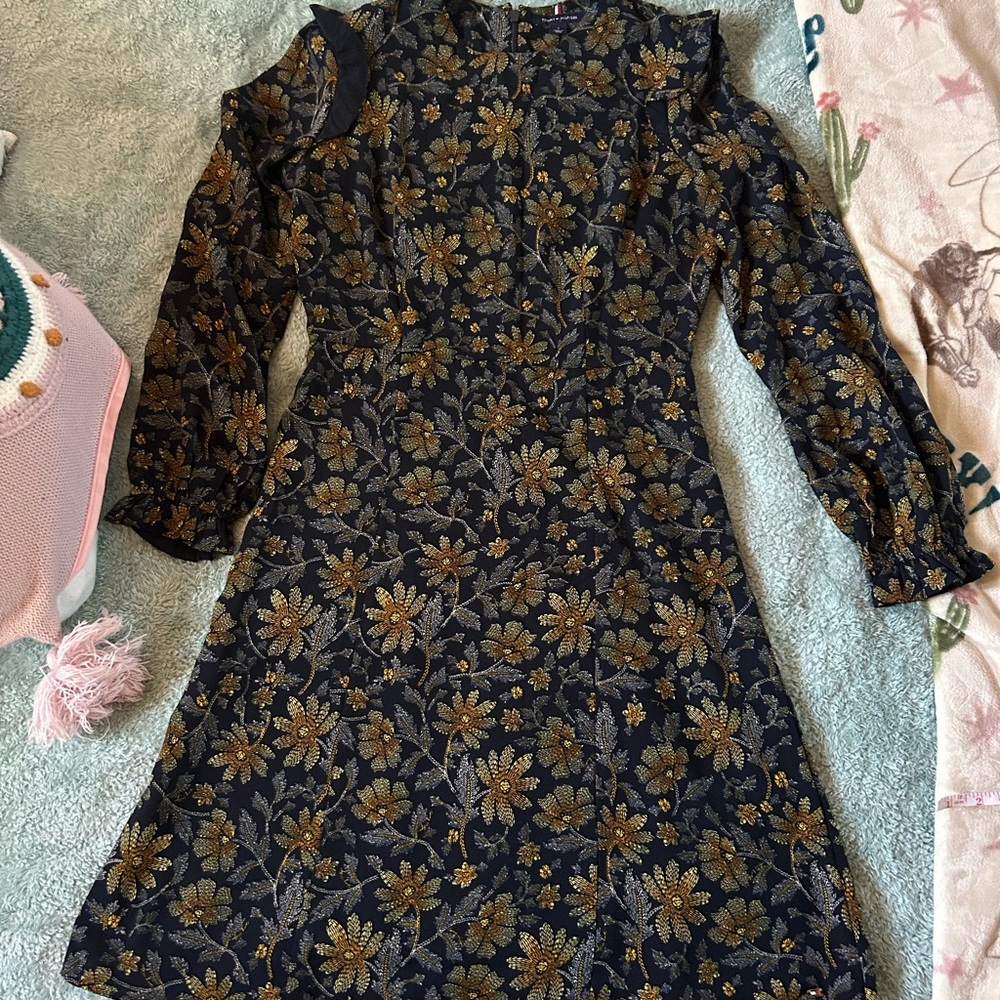Tommy Hilfiger Black and Gold Leaf Pattern Dress
